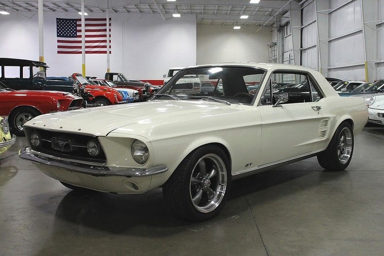 67 Mustang